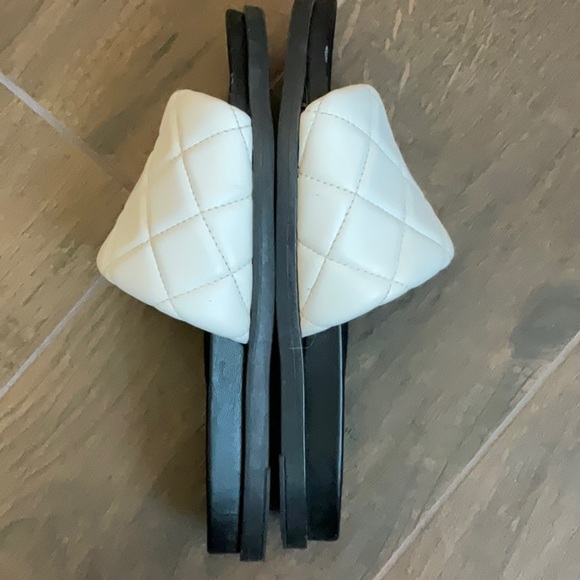 Avellini Quilted Slip On Sandals - Picture 3 of 4